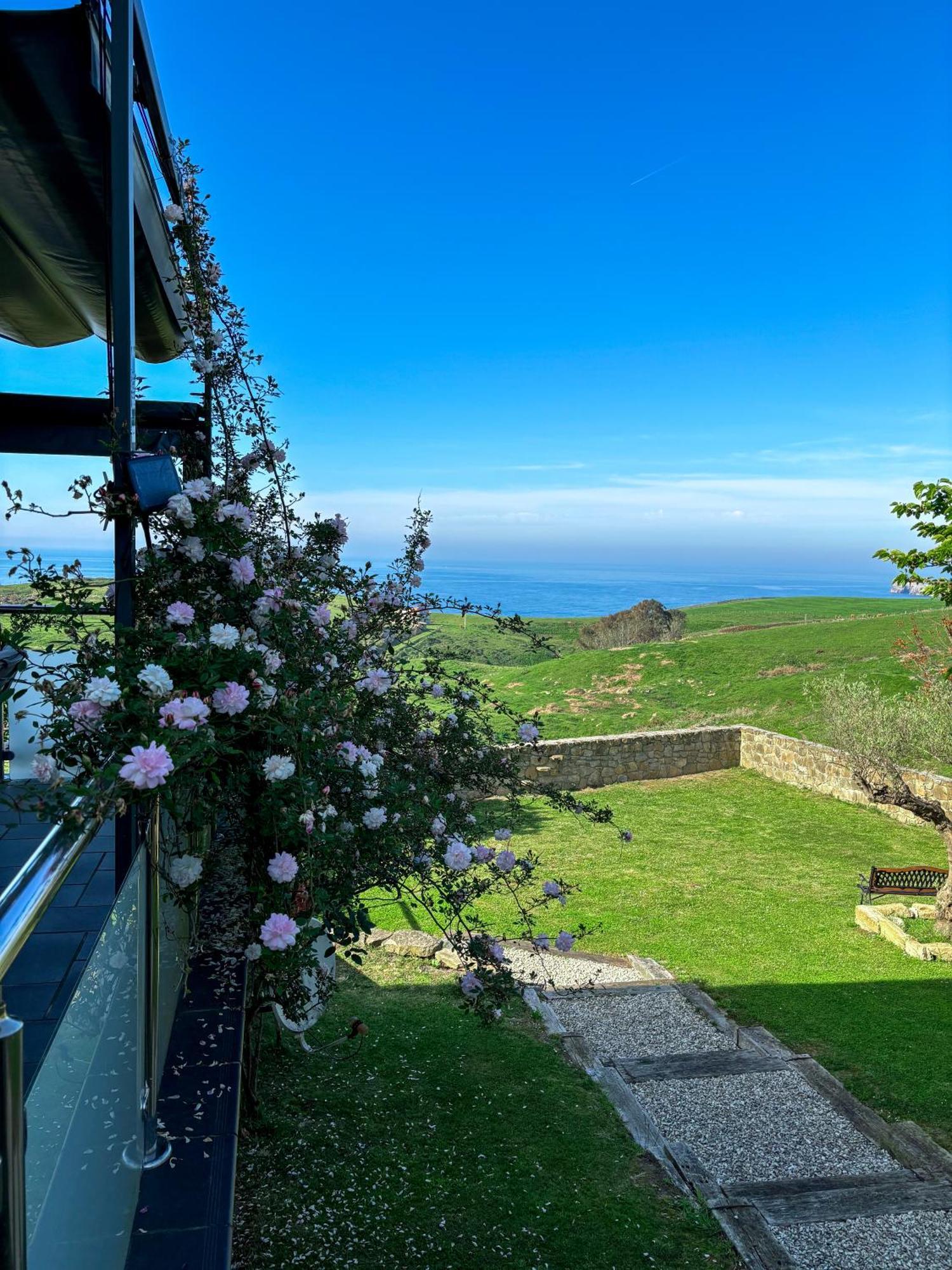 Villa Suances Tagle Exterior photo